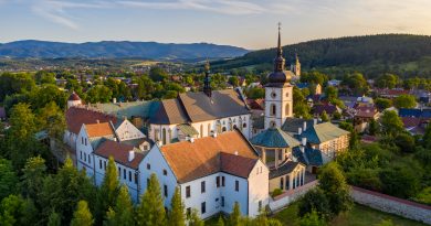 Turystyczne Skarby Małopolski – głosuj na Stary Sącz Turystyczne Skarby Małopolski – głosuj na Stary Sącz