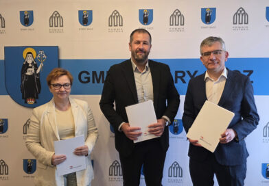 92 nowe mieszkania SIM powstaną w Starym Sączu. Podpisano umowę na projekt inwestycji.