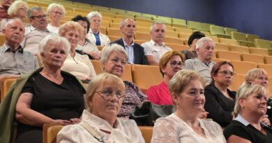 Aktywni seniorzy wspólnie o przyszłości. Debata i szkolenie w Starym Sączu.